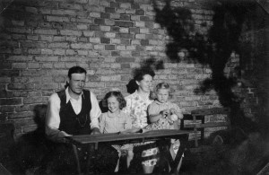 Familjen Allan Bengtsson i Reslöv 1950
