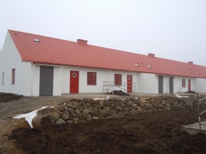 Framsidan av de nya husen